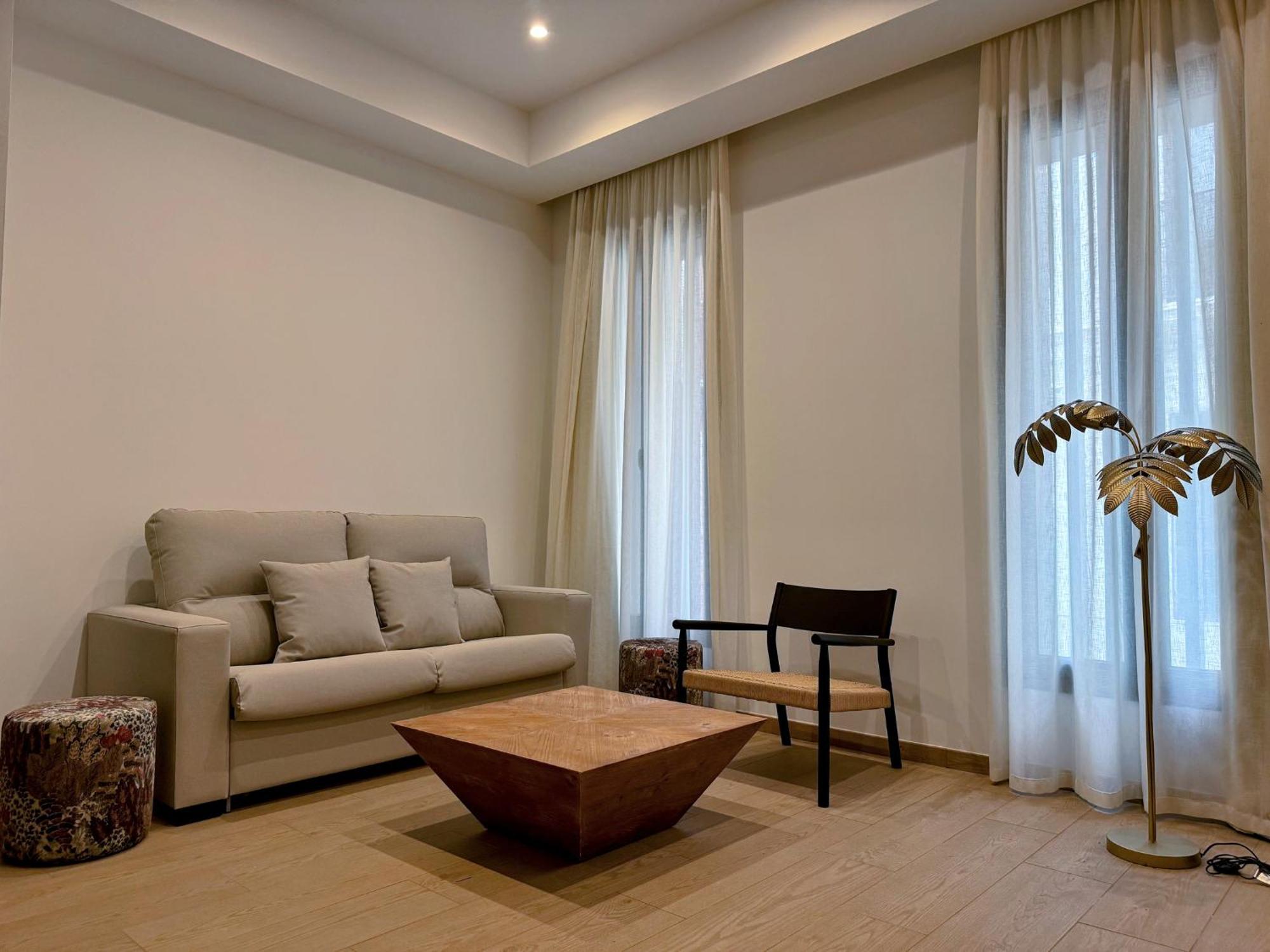 Redes Royale Apartments By Misterhost — Photos 2